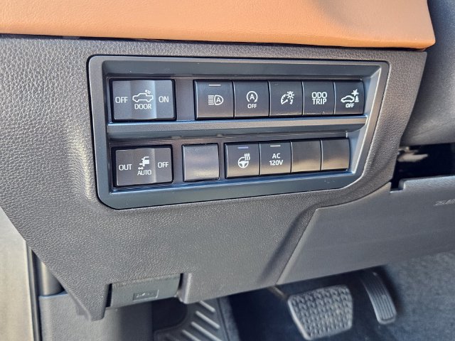 Used 2026 Toyota Tundra 1794 Edition AWD/4WD image 18