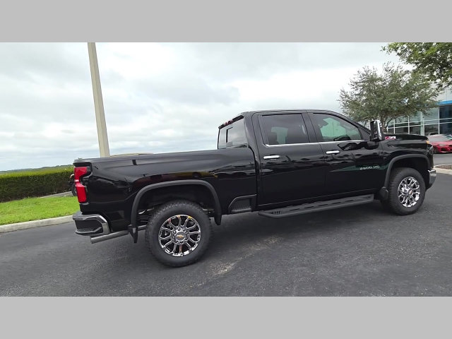 New 2026 Chevrolet Silverado 2500 LTZ w/ LTZ Premium Package AWD/4WD image 19