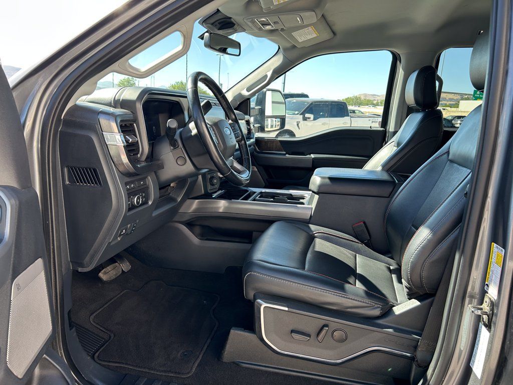 Used 2024 Ford F250 Lariat AWD/4WD image 8