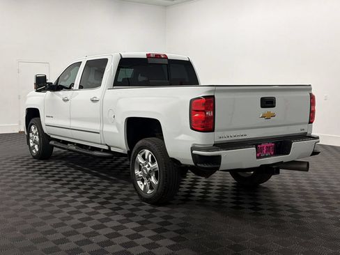 Used 2017 Chevrolet Silverado 2500 LTZ w/ Duramax Plus Package RWD image 3