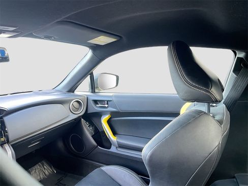 Used 2017 Subaru BRZ Series.Yellow image 22