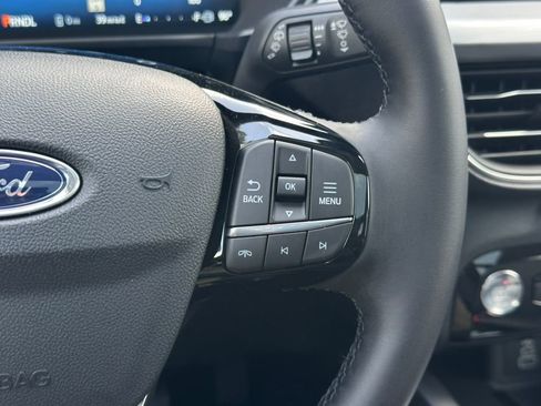 New 2025 Ford Escape SE w/ PHEV Premium Package image 22