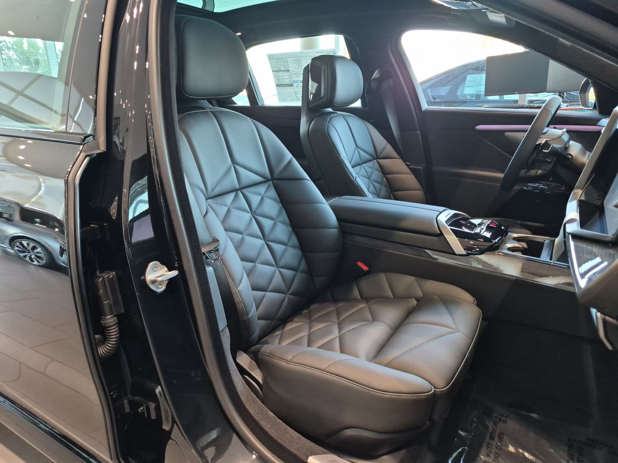 New 2027 BMW 740i w/ M Sport Professional Package RWD image 31