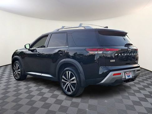 Used 2025 Nissan Pathfinder Platinum w/ Cargo Package AWD/4WD image 4