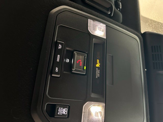 Used 2025 Toyota 4Runner SR5 AWD/4WD image 19