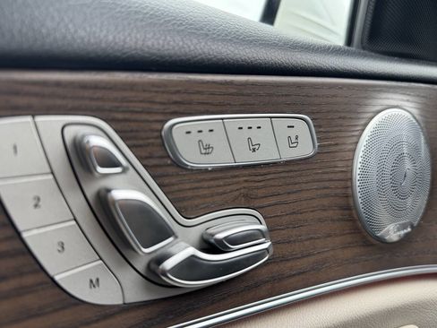 Used 2019 Mercedes-Benz E 450 4MATIC Wagon image 31