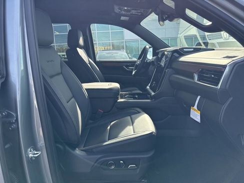 New 2026 GMC Yukon XL Denali w/ Sun & Power Step Package image 21