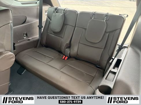 Used 2022 Ford Explorer King Ranch w/ Premium Technology Package image 35