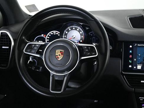 Certified 2023 Porsche Cayenne image 12