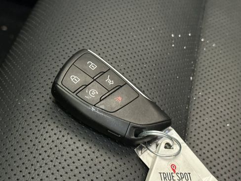 Used 2023 Buick Envision Essence FWD image 27