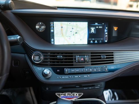 Used 2018 Lexus LS 500 AWD w/ Luxury Package image 33