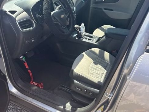 Used 2024 Chevrolet Equinox LS w/ LS Convenience Package AWD/4WD image 7