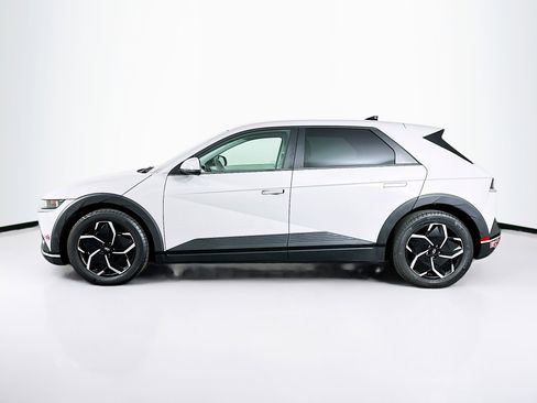 Used 2024 Hyundai Ioniq 5 SEL RWD image 4