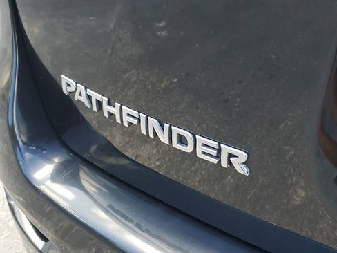 Used 2015 Nissan Pathfinder S FWD image 8