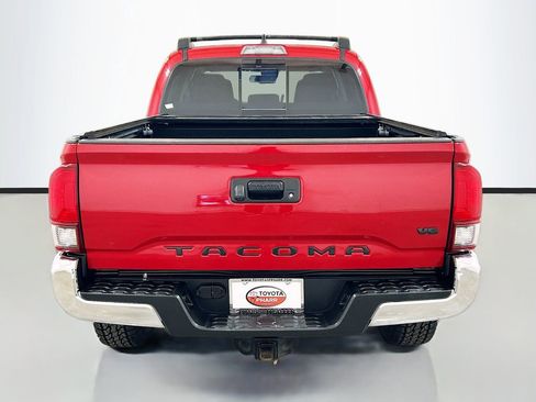 Used 2020 Toyota Tacoma SR5 image 5