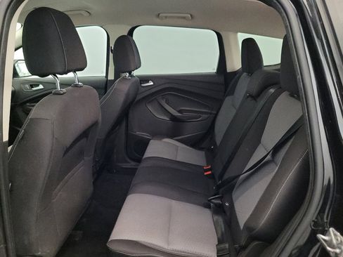 Used 2017 Ford Escape SE w/ Equipment Group 201A AWD/4WD image 18