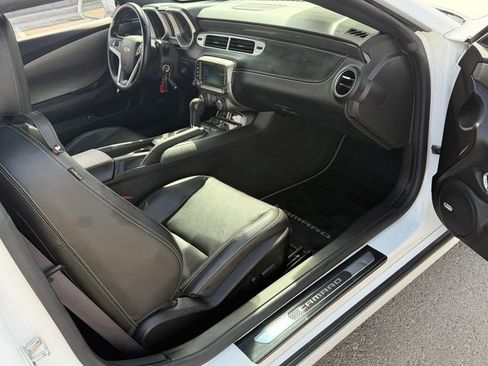 Used 2015 Chevrolet Camaro LT w/ RS Package image 23