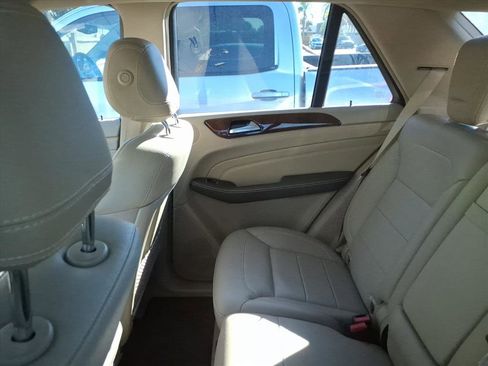 Used 2015 Mercedes-Benz ML 400 4MATIC image 8