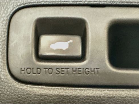 Used 2025 Honda CR-V Sport Touring image 32