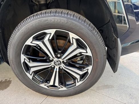 Used 2022 Toyota RAV4 XSE image 13