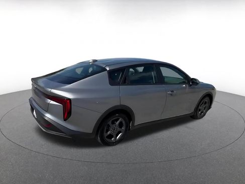 Used 2025 Kia K4 FWD image 15