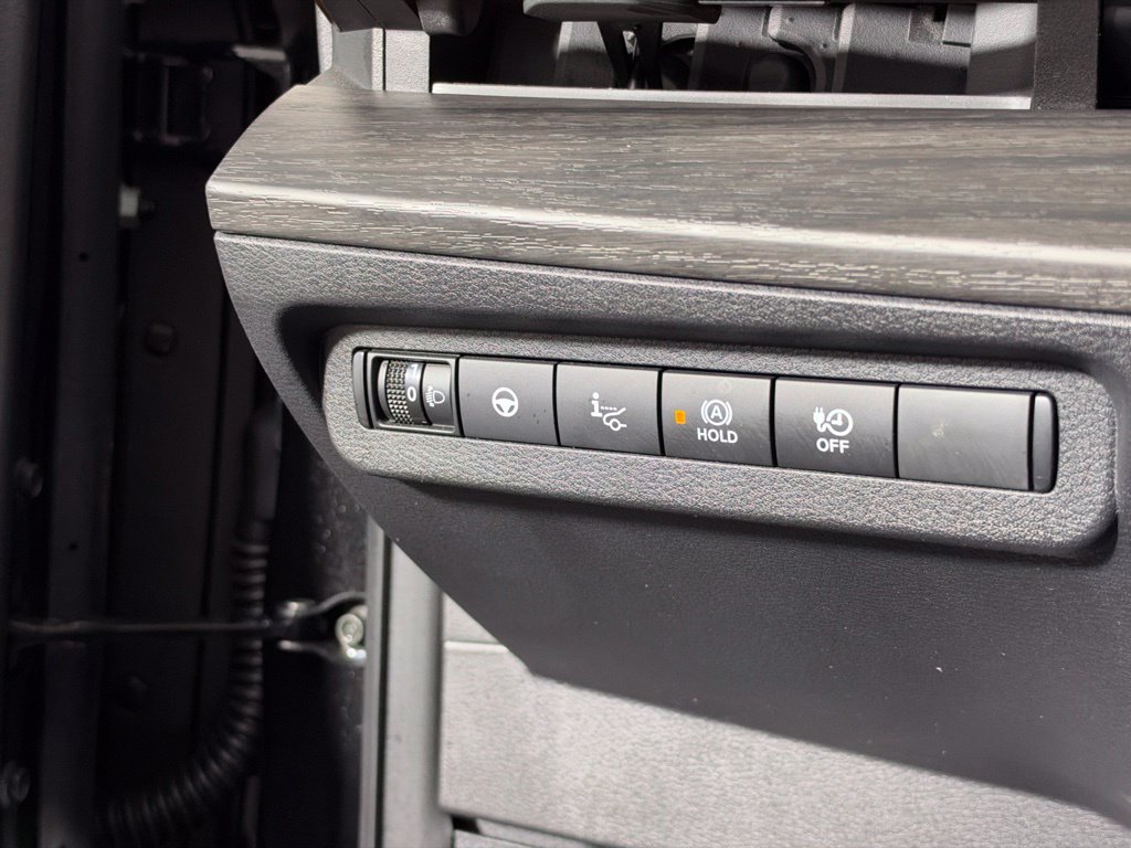Certified 2023 Nissan Ariya FWD image 26