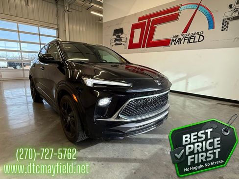 Used 2024 Buick Encore GX Sport Touring image 1