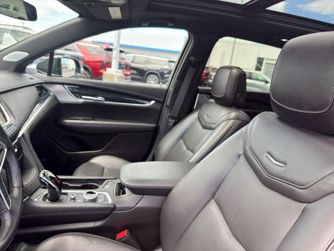 Used 2023 Cadillac XT5 Premium Luxury AWD/4WD image 28