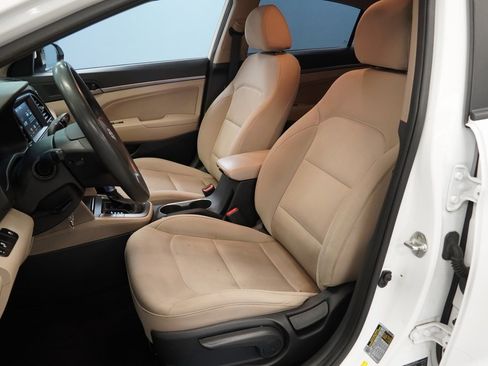 Used 2018 Hyundai Elantra SEL w/ Cargo Package image 3