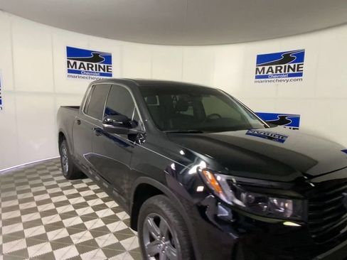 Used 2023 Honda Ridgeline RTL image 4