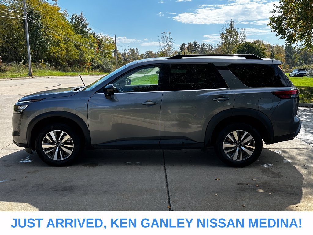 Certified 2026 Nissan Pathfinder SL AWD/4WD image 6