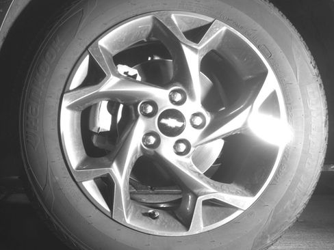 Used 2025 Chevrolet Trax LT FWD image 12