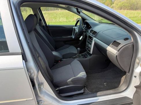 Used 2010 Chevrolet Cobalt LT FWD image 16