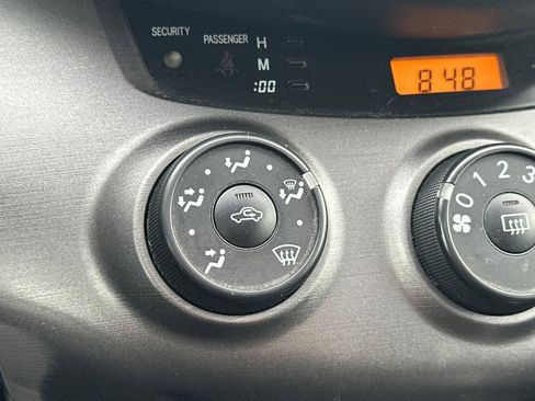 Used 2011 Toyota RAV4 Sport image 29