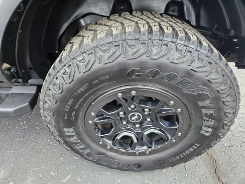 Used 2023 Ford Bronco Outer Banks w/ Sasquatch Package AWD/4WD image 10