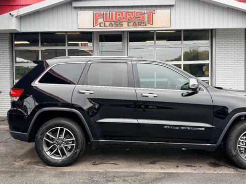 Used 2021 Jeep Grand Cherokee Limited w/ Sun & Sound Group RWD image 10