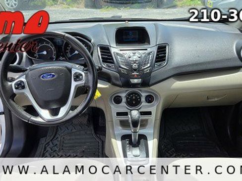 Used 2016 Ford Fiesta SE FWD image 30