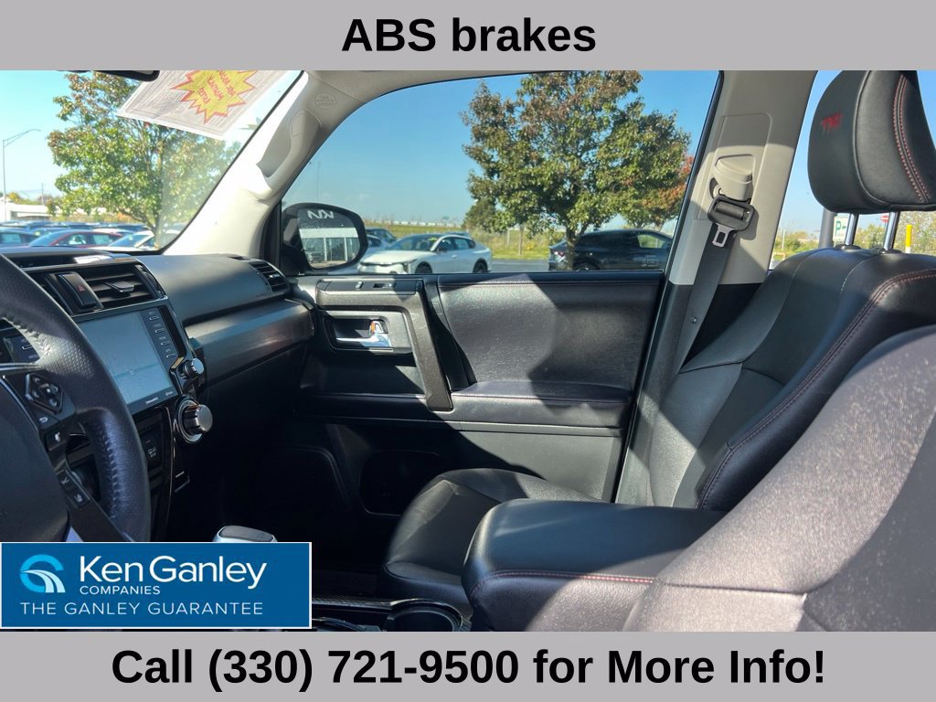 Used 2022 Toyota 4Runner TRD Off-Road Premium w/ TRD Black Wheel Package (TMS) AWD/4WD image 38