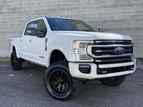 Used 2020 Ford F350 Platinum w/ Tremor Off-Road Package image 12