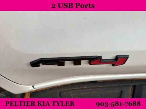 Used 2022 GMC Sierra 1500 AT4 w/ AT4 Preferred Package image 9