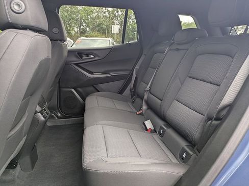 Used 2025 Chevrolet Equinox LT FWD image 13
