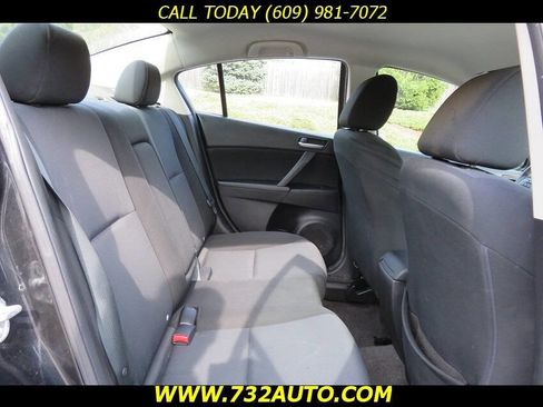 Used 2010 MAZDA MAZDA3 i Touring image 28