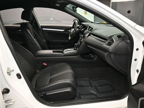 Used 2020 Honda Civic Sport image 43