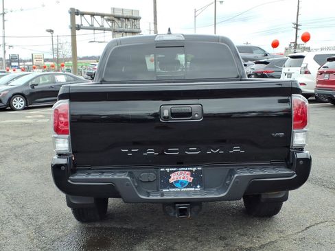 Certified 2023 Toyota Tacoma TRD Off-Road w/ TRD Premium Off Road Package image 5