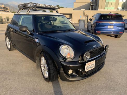 Used 2012 MINI Cooper S image 6