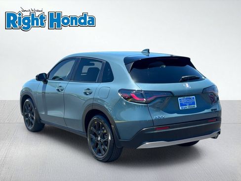 Used 2024 Honda HR-V Sport image 4