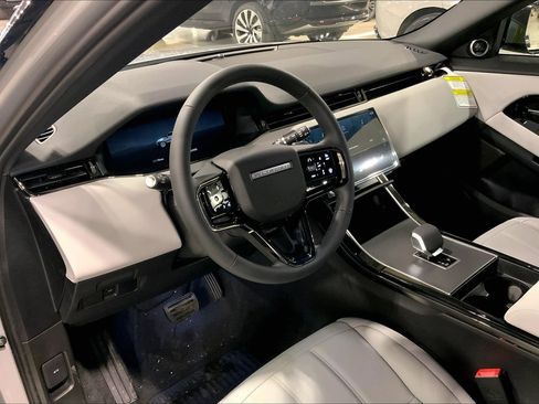 New 2026 Land Rover Range Rover Evoque S image 8
