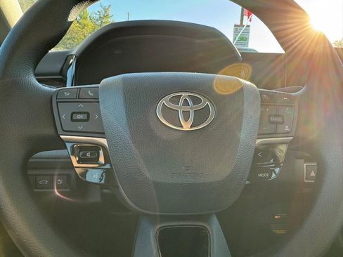 New 2026 Toyota Camry LE image 12