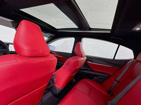 Used 2025 Toyota Camry XSE image 19