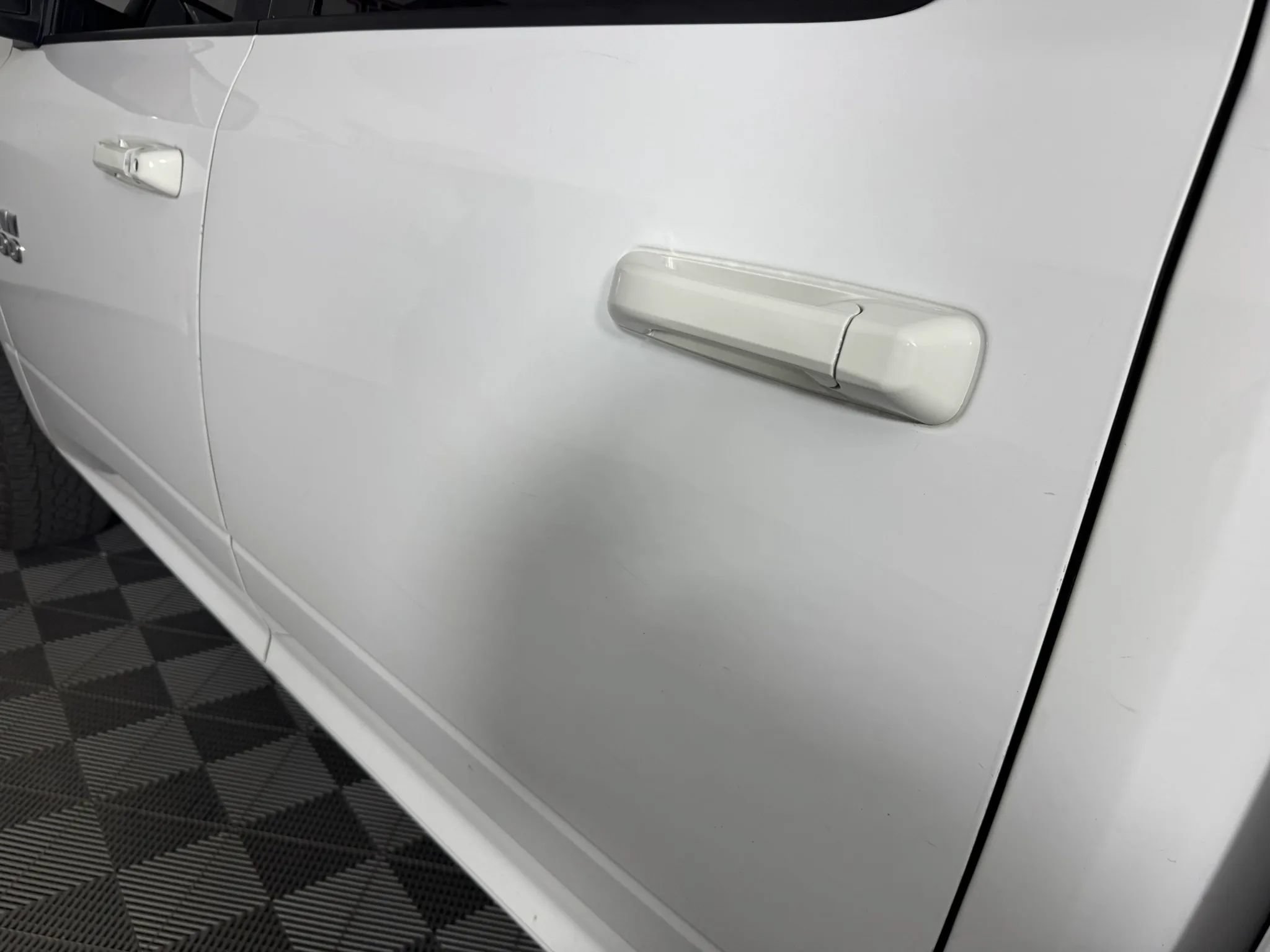 Used 2015 RAM 1500 Limited AWD/4WD image 25
